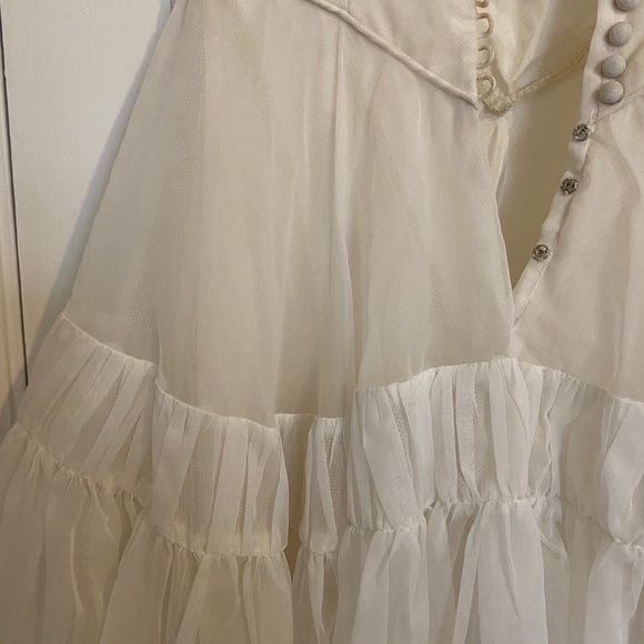 50s Wedding Dress S/XS, Beautiful crinoline skirt and intricate details - Picture 8 of 12